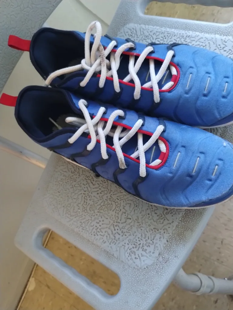 Nike Air Max Plus TN image indicator(2)