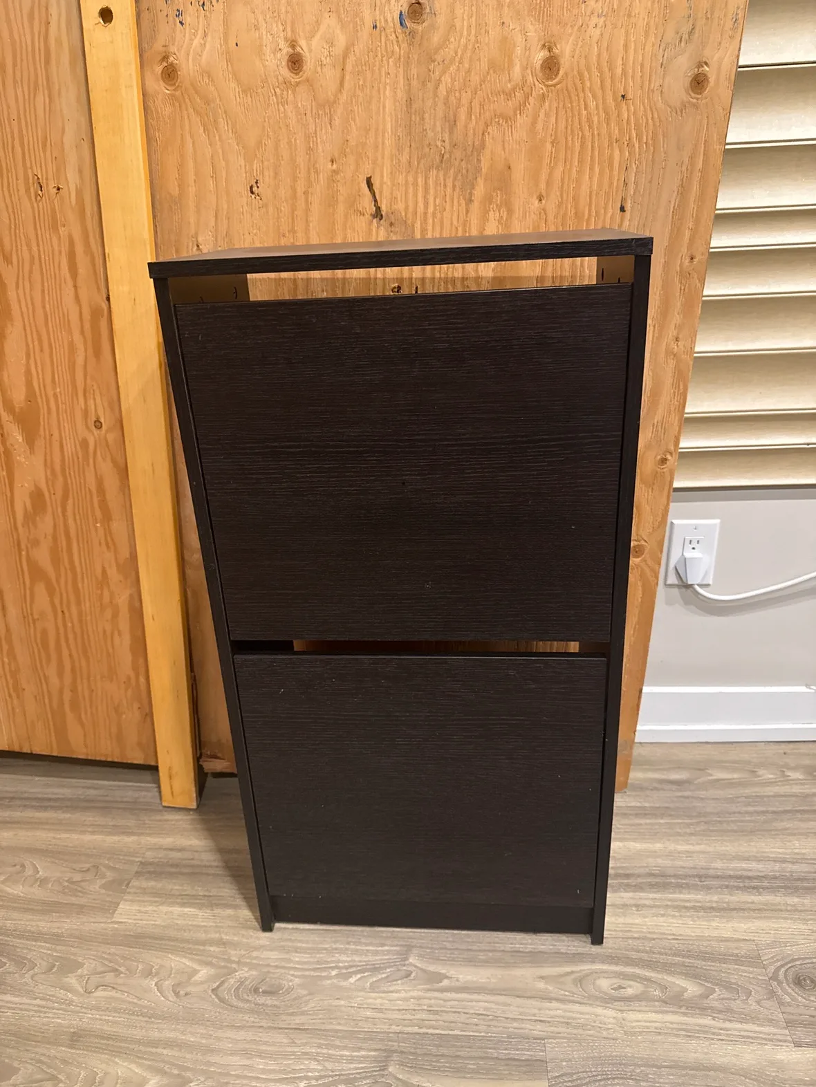 Shoe Storage Cabinet thumbnail