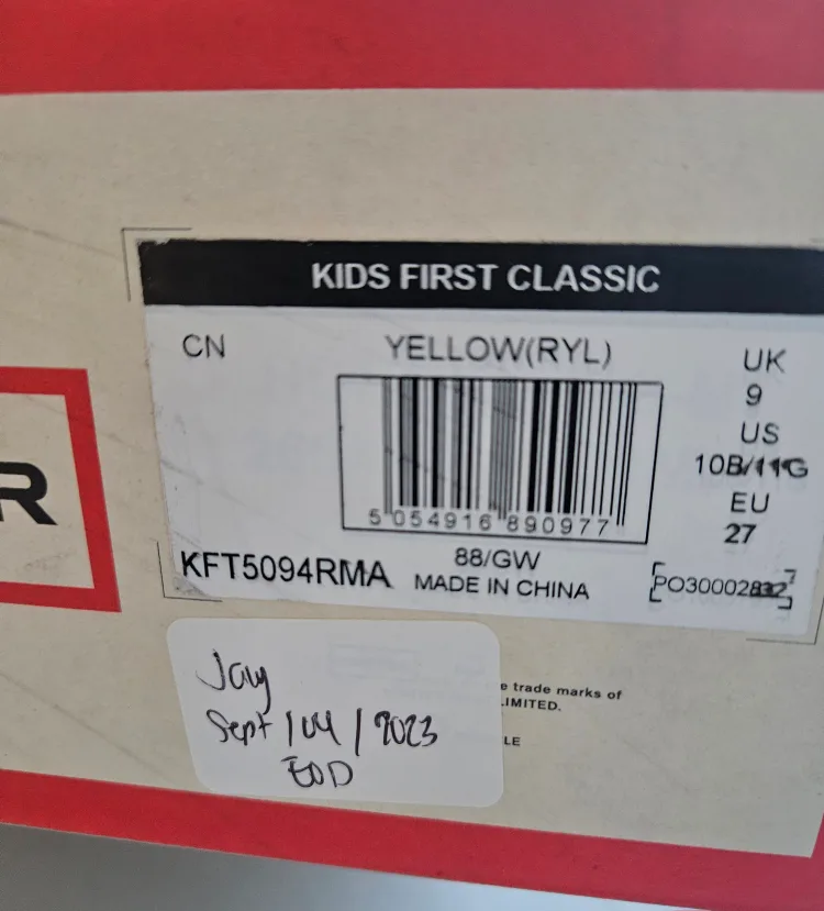 Hunter Kids First Classic Rain Boots Yellow Size 10 image indicator(2)