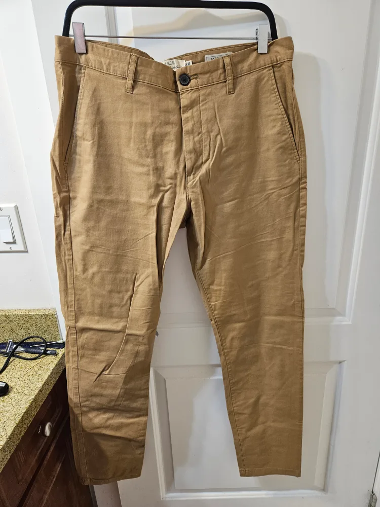 H&M  Men's Skinny Fit  Pants thumbnail