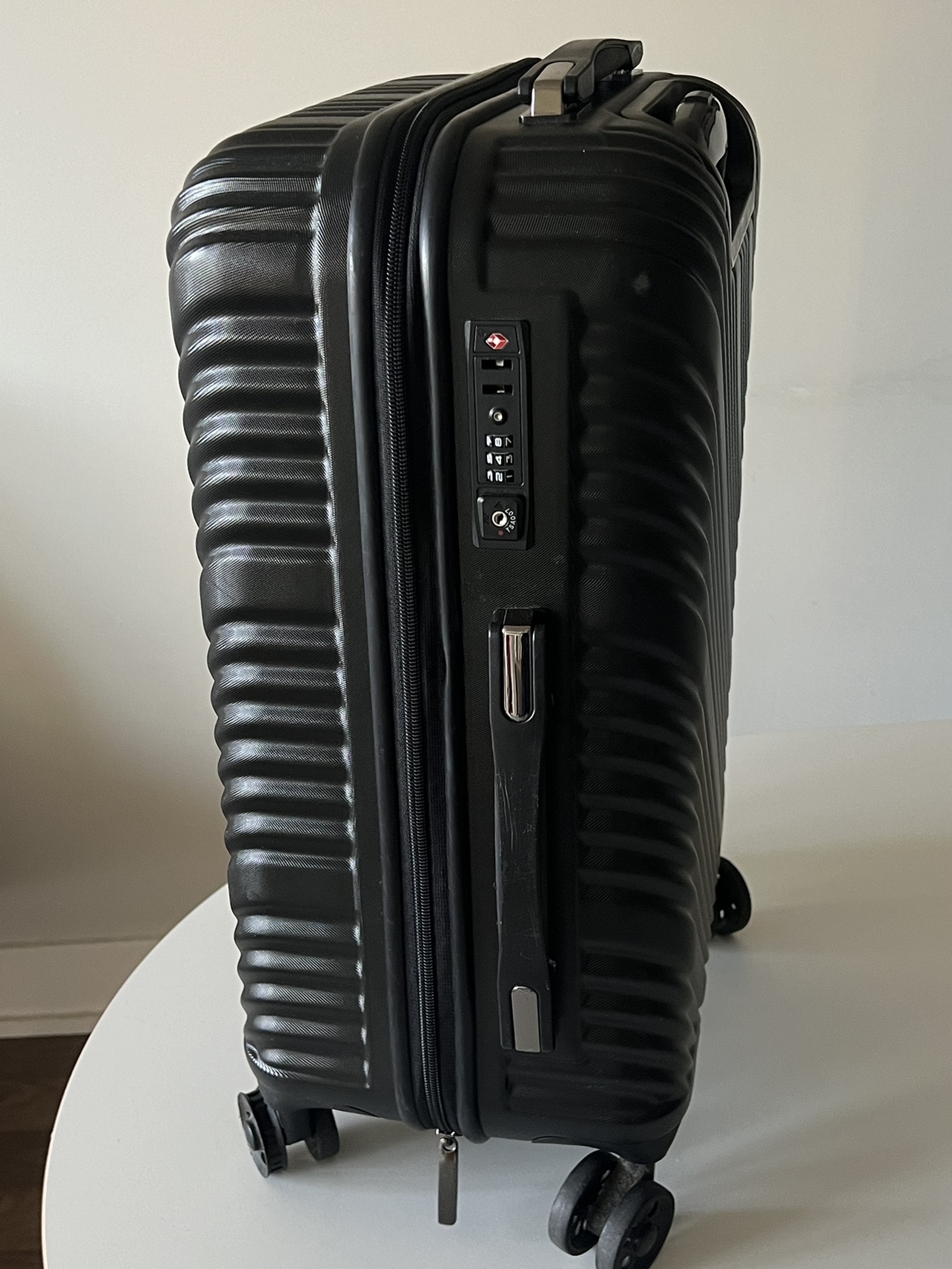 Carryon Luggage - photo 5