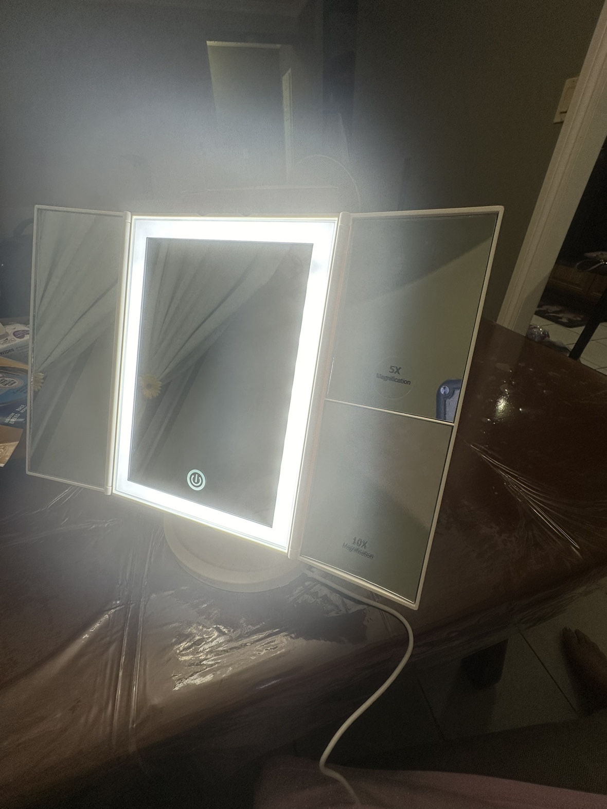 Fancii Lighted Makeup Mirror - photo 2