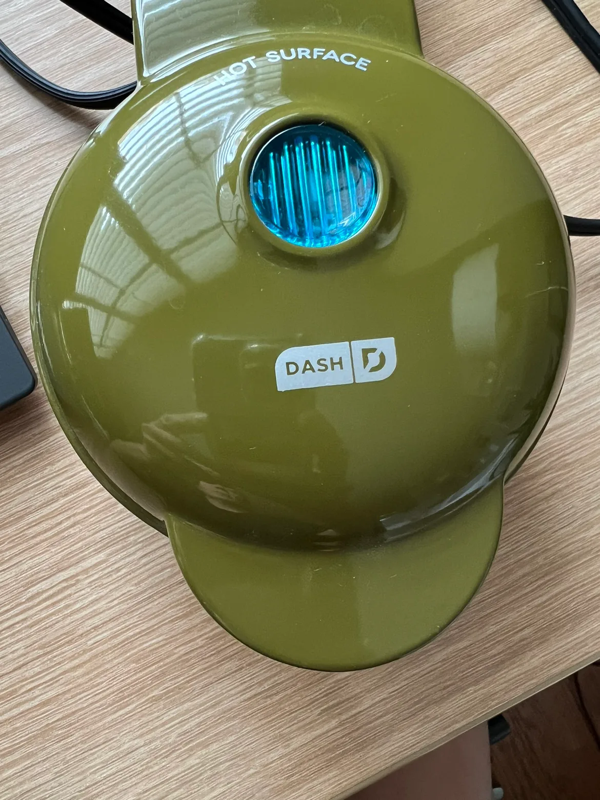 Dash Mini Waffle Maker image indicator(3)