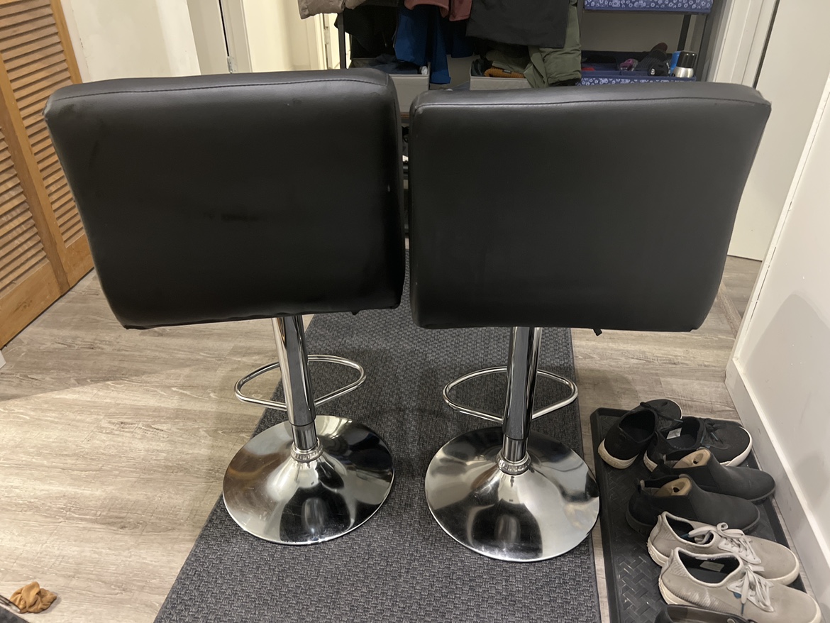 Adjustable Bar Stools, very sturdy - photo 4