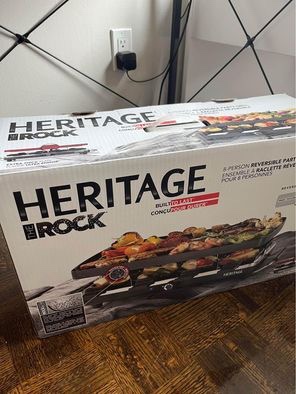 Heritage The Rock 8-Person Reversible Party Grill