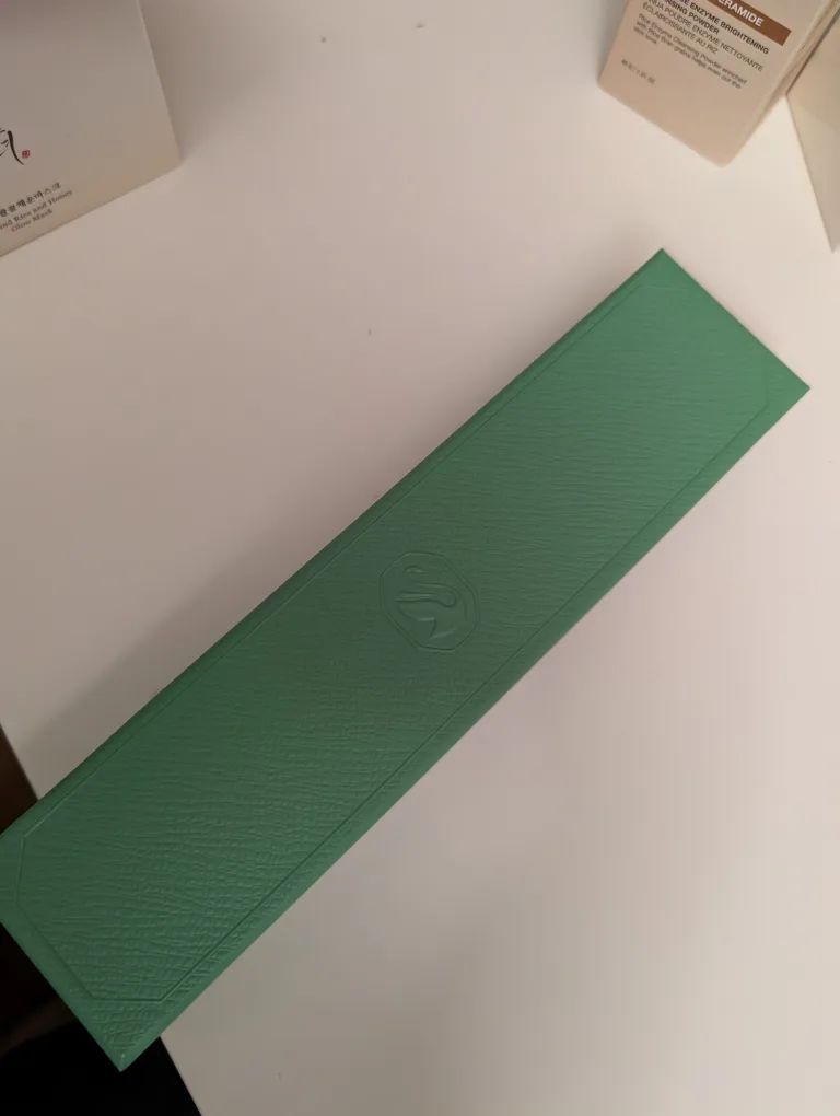 Swarovski Silver bracelet with crystal accents image indicator(3)