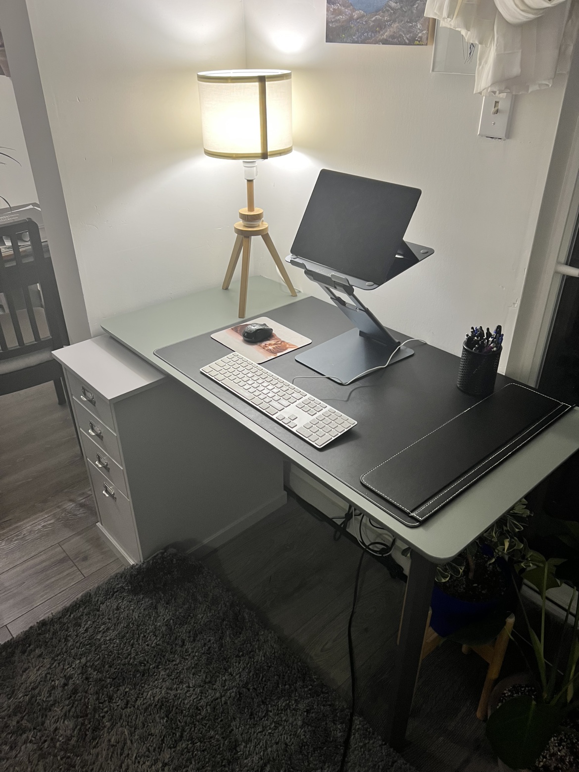 Office Desk With Four Drawers