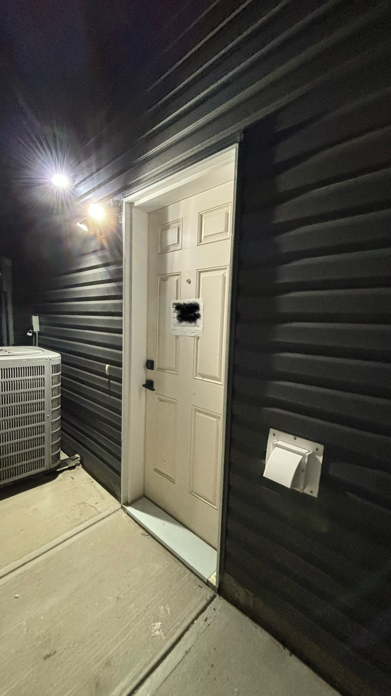 Basement Suite - photo 5
