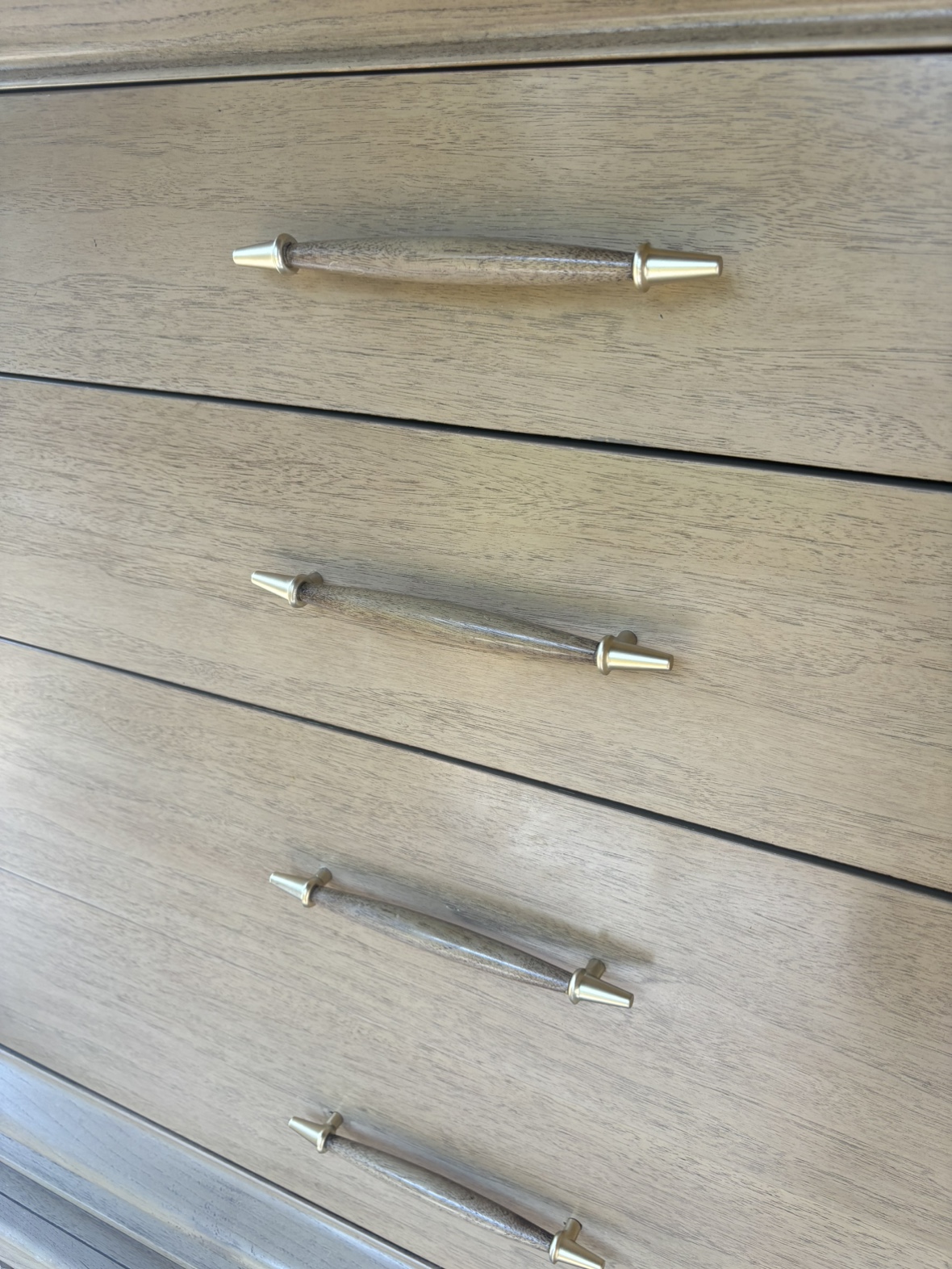 Mid Century Modern Dresser - photo 5