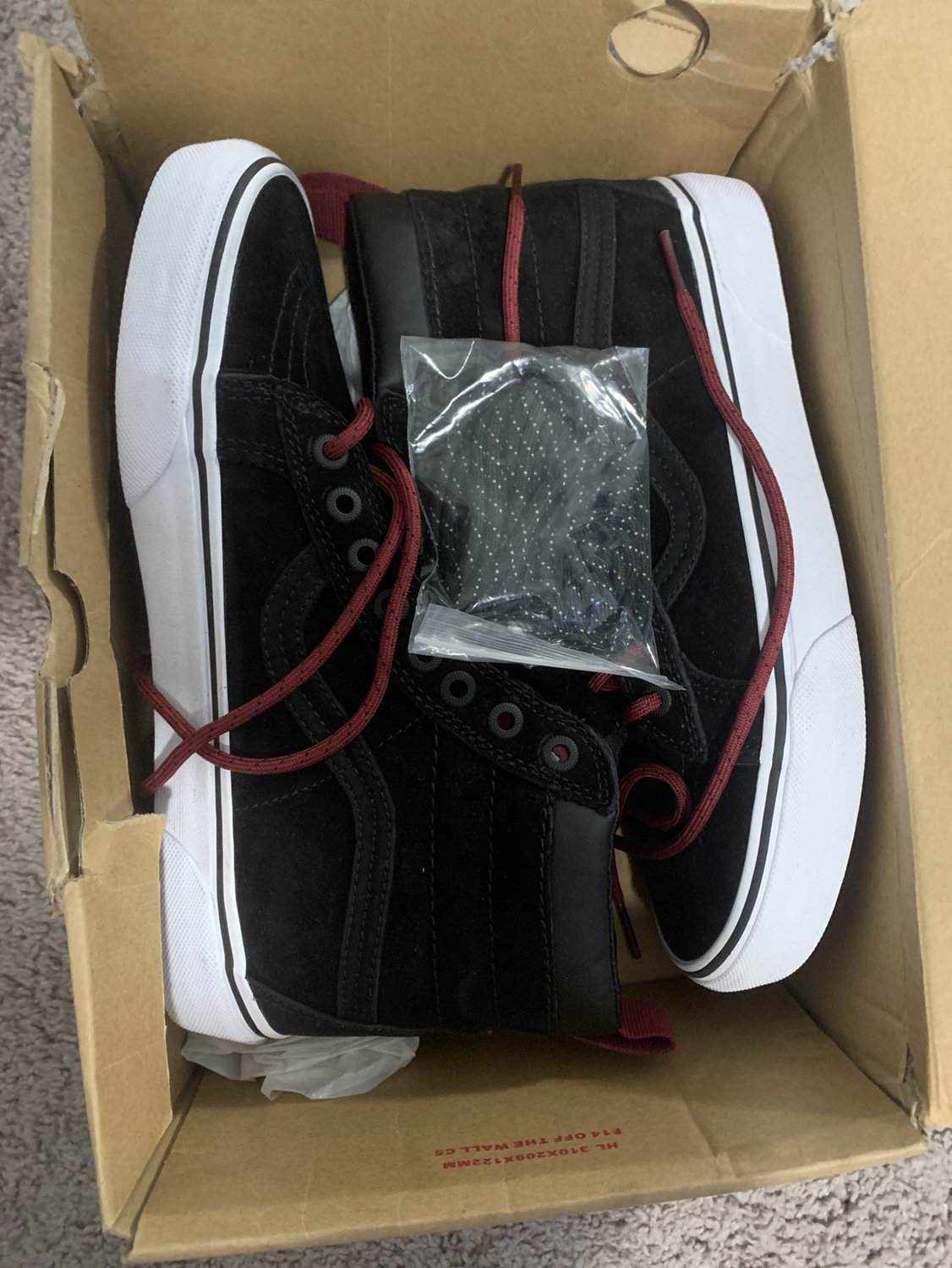 Vans SK8-Hi MTE (MTE) Black/Beet Red