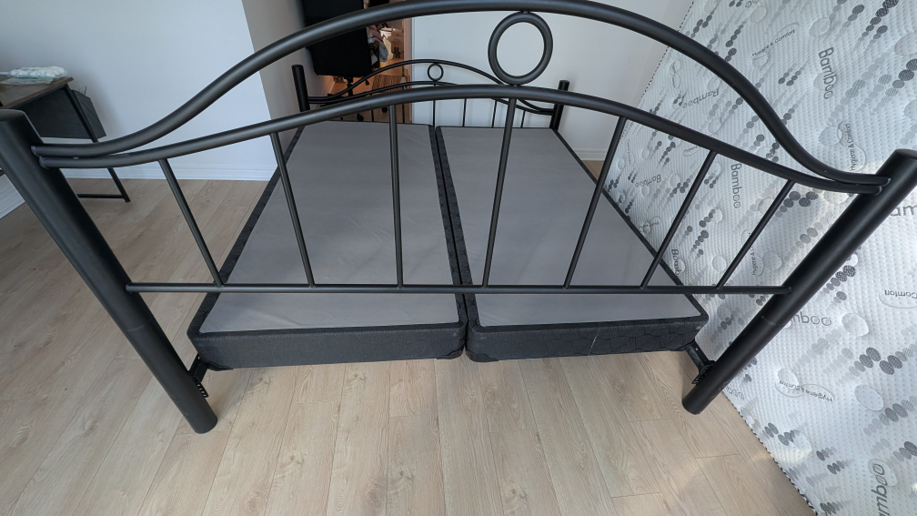 King Size Bed Set - Mattress, Bed Boxes, Metal Frame - photo 5