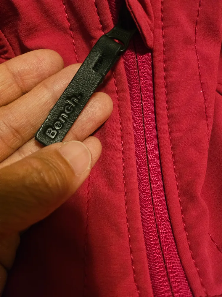 Bench Women's Size Medium Pink Jacket image indicator(2)