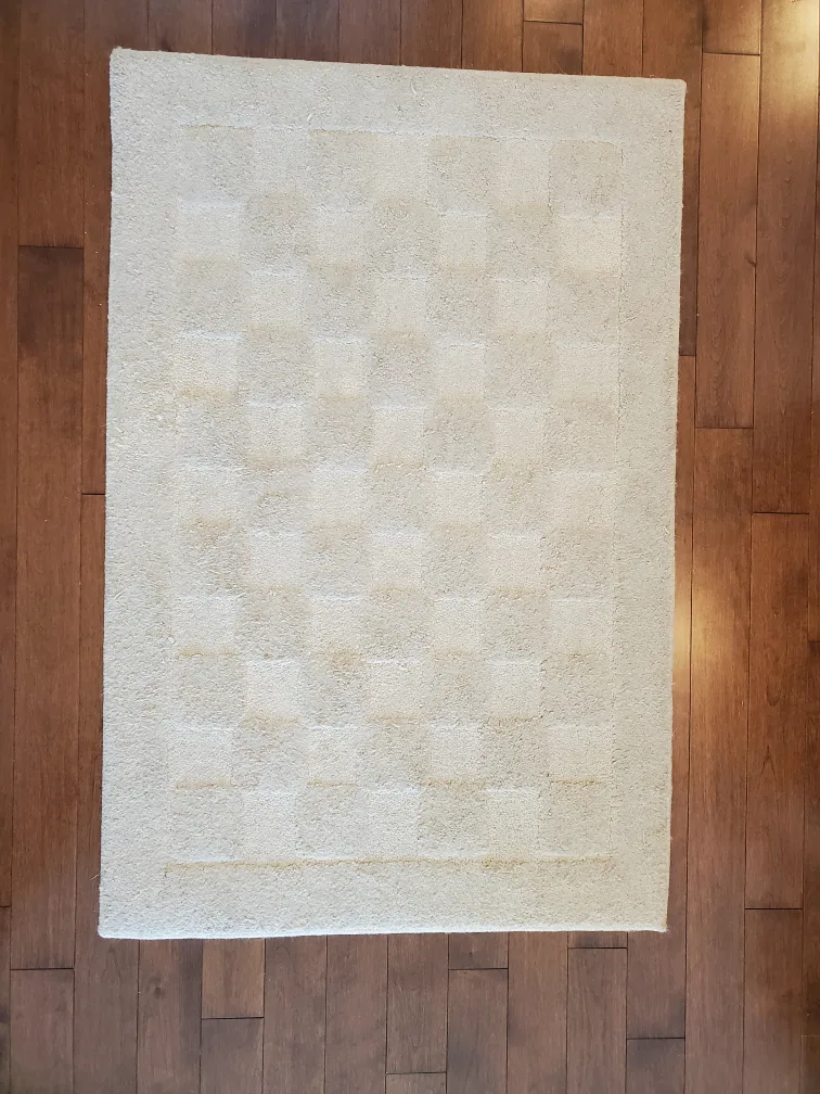 Beige Area Rug, machine washable image indicator(3)