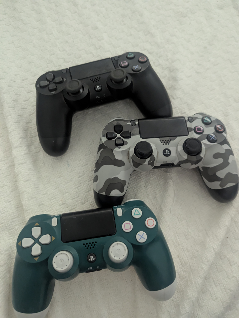 PS4 Controller need fix - photo 2