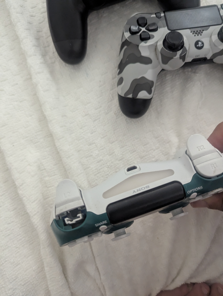 PS4 Controller need fix - photo 3