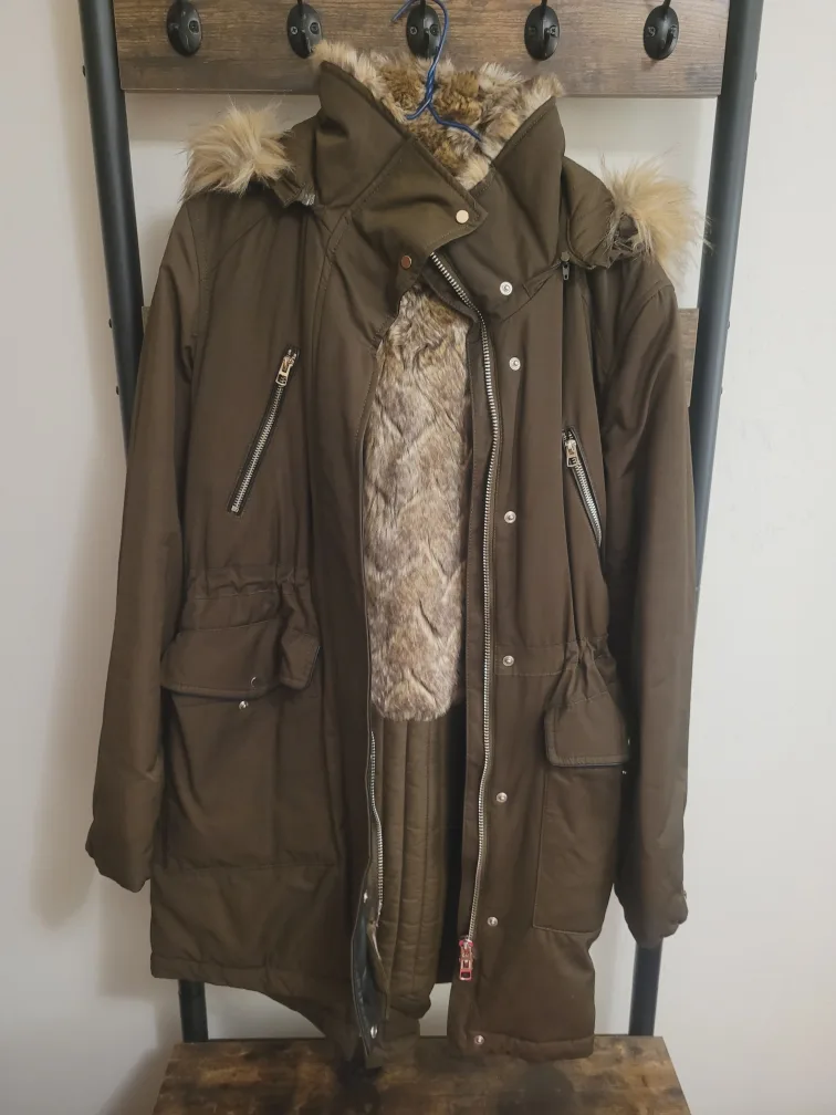 Zara Green Winter Jacket with Faux Fur Hood thumbnail