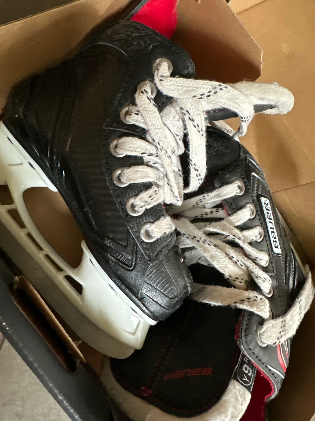 Bauer Vapor X950 Hockey Skates / boys image indicator(2)
