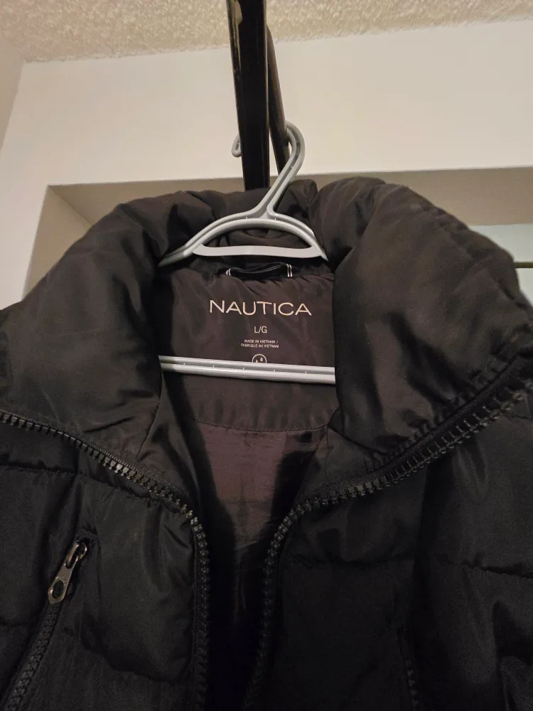 $ 0 # Freecycle Nautica Black Puffer Jacket image indicator(2)