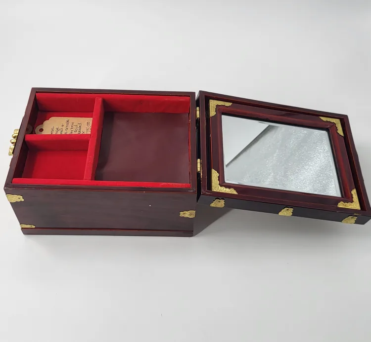 Vintage Chinese Jewelry Box image indicator(3)