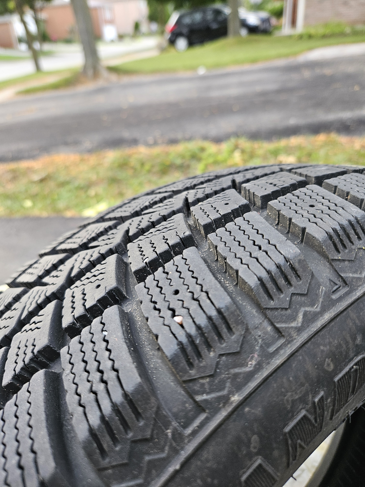 Goodyear Ultra Grip Ice WRT 205/55R16 Winter Tires - photo 2