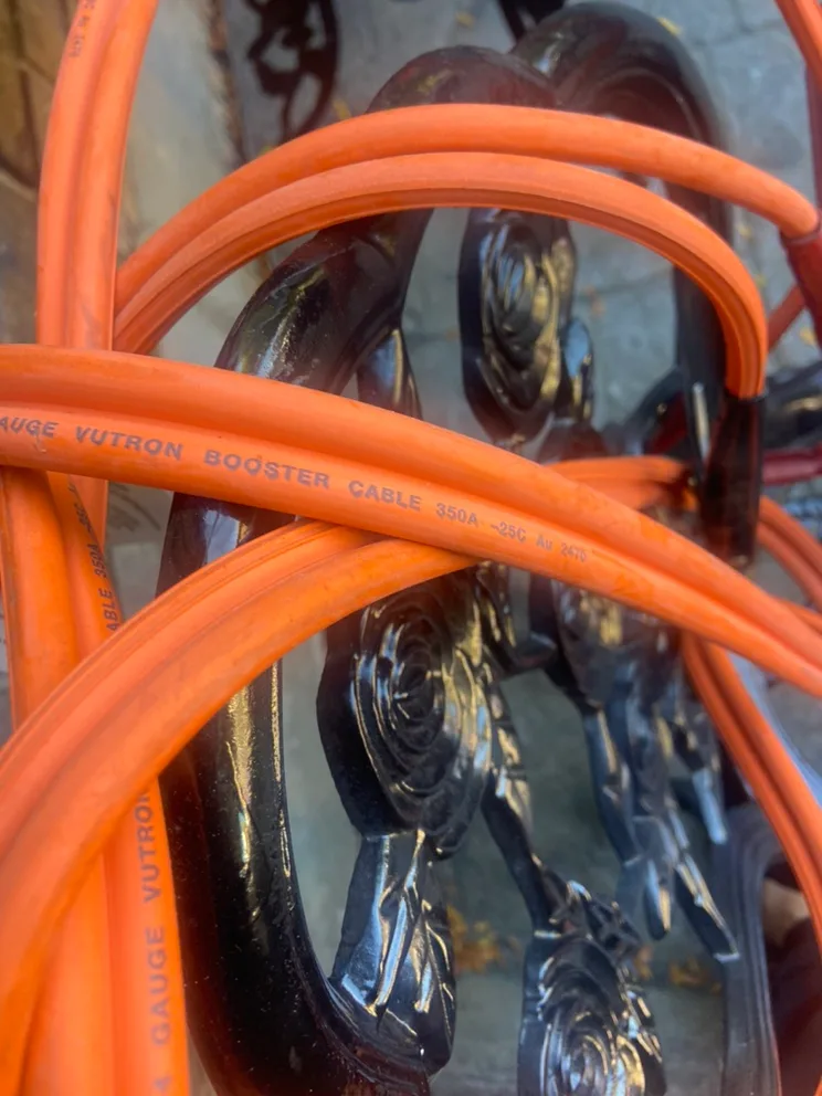 4 Gauge Booster Cables image indicator(4)