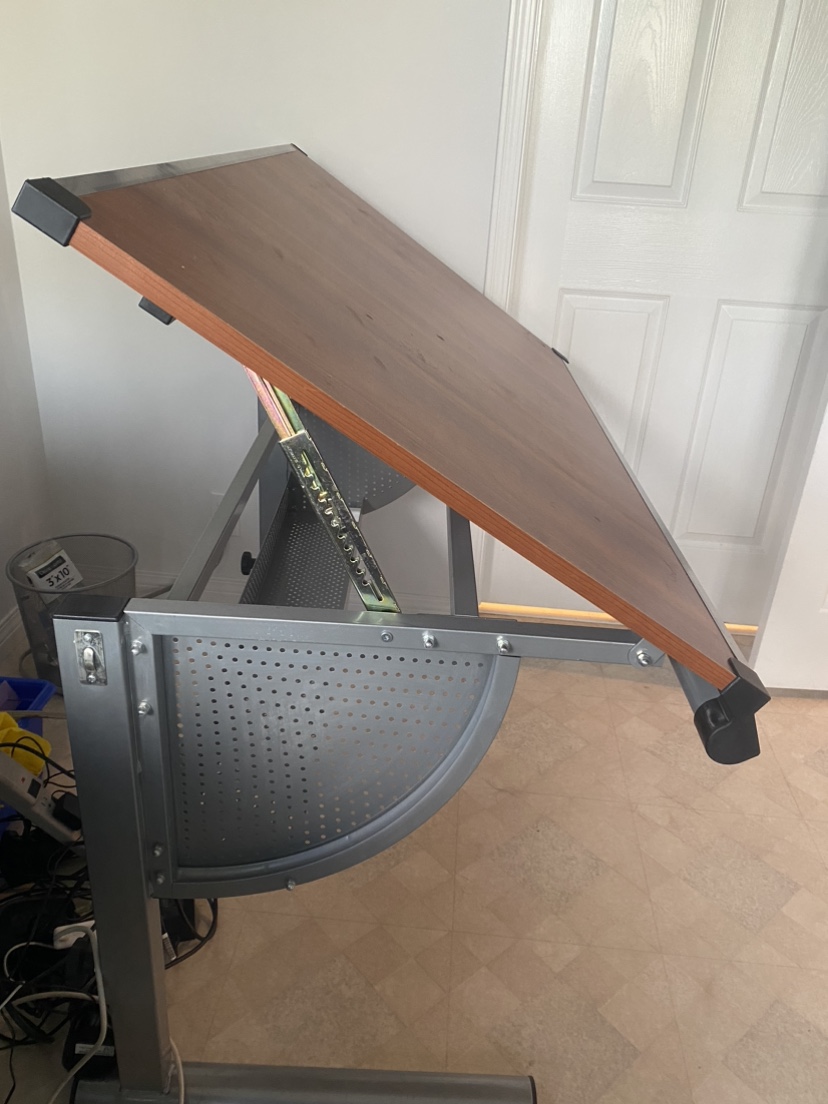 Adjustable Drafting Table