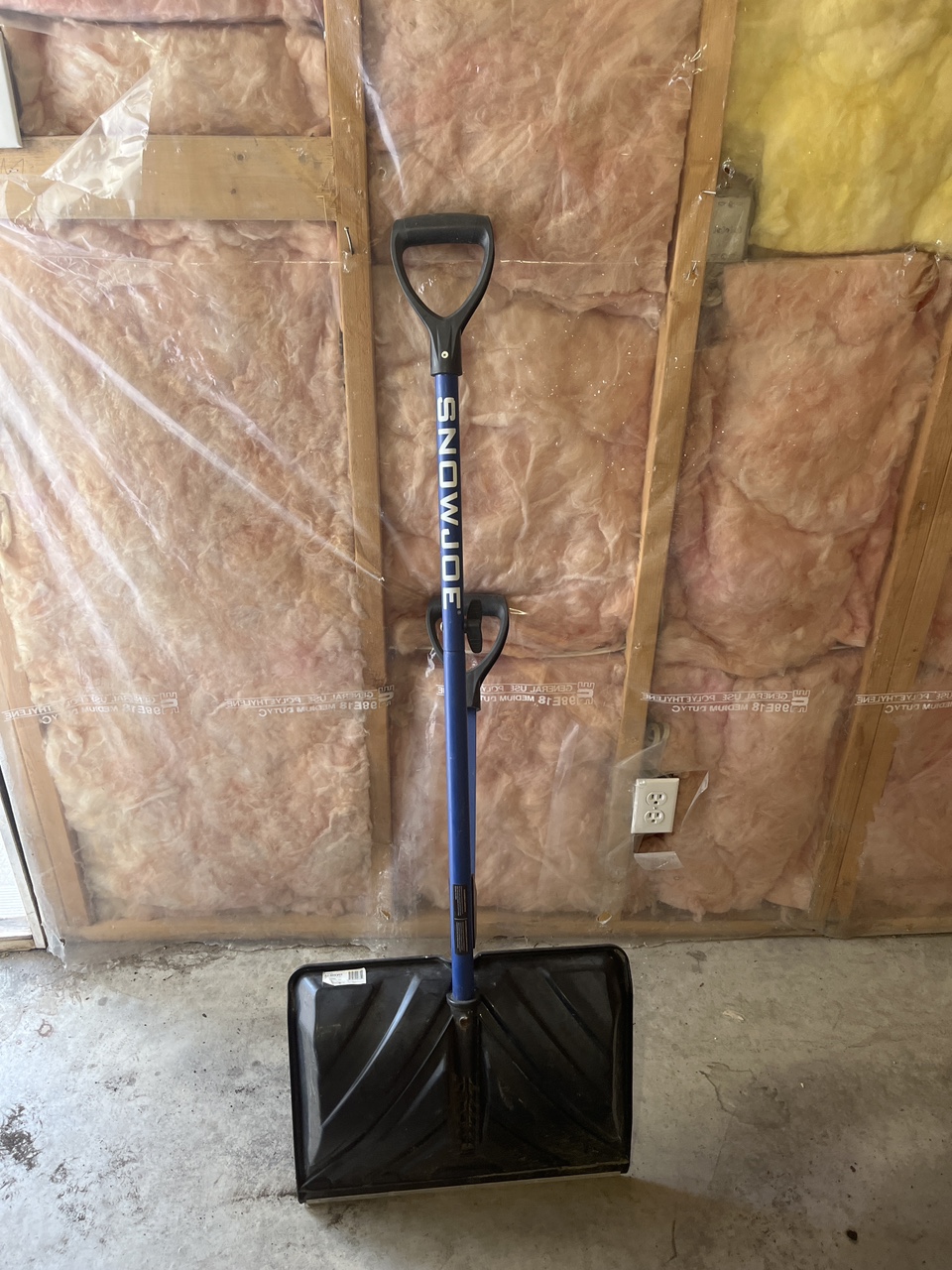 Snow Joe Snow Shovel