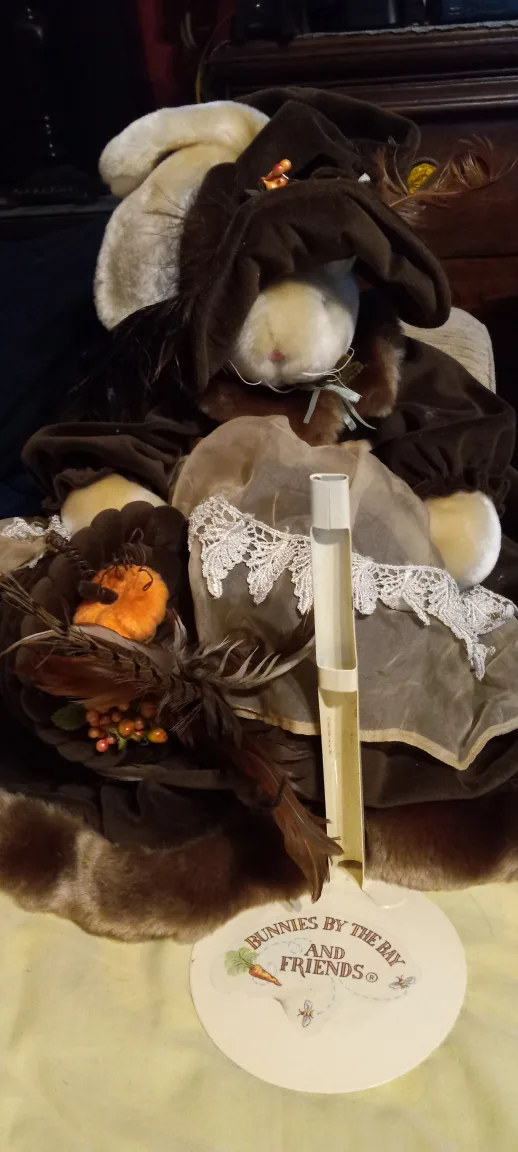 Halloween bunny 20.00 image indicator(2)