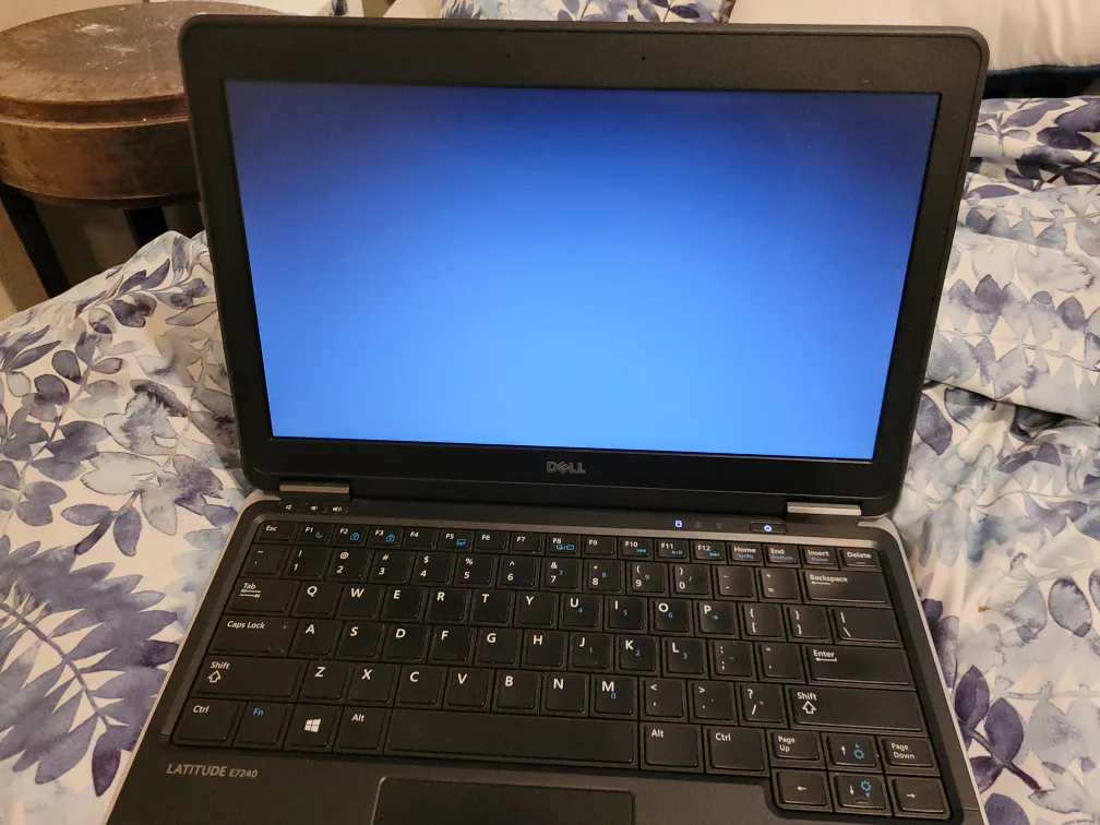 Dell Latitude E7240 Laptop ultra slim new battery thumbnail