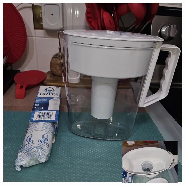 Brita Water Pitcher w/New Filter thumbnail