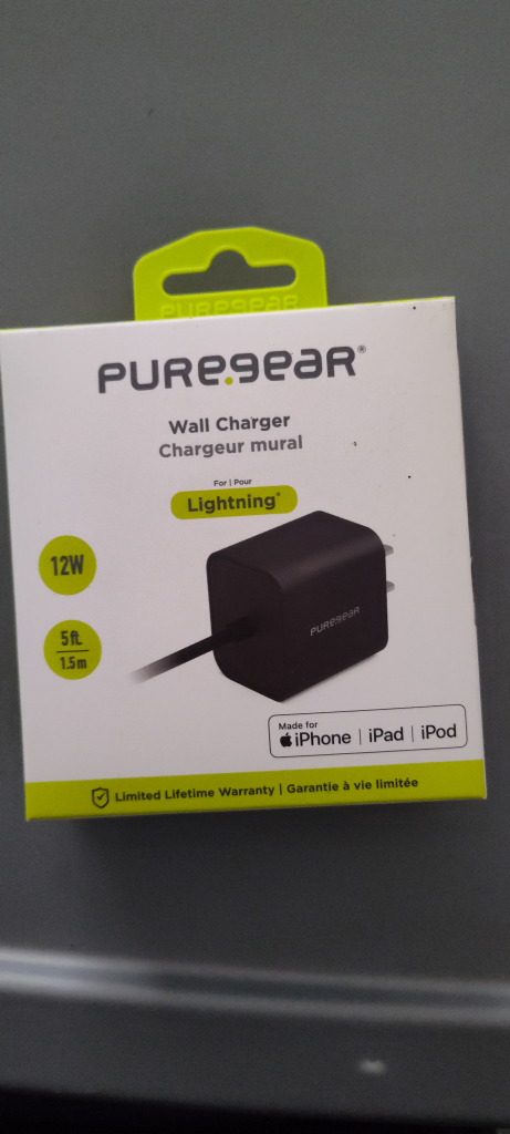 PUREgear 12W Lightning Wall Charger