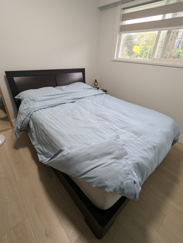 Double Size Bed with mattress - photo 2