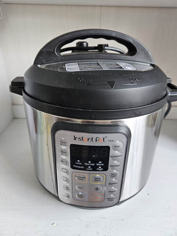 Instant Pot Viva 6 Qt Electric Pressure Cooker