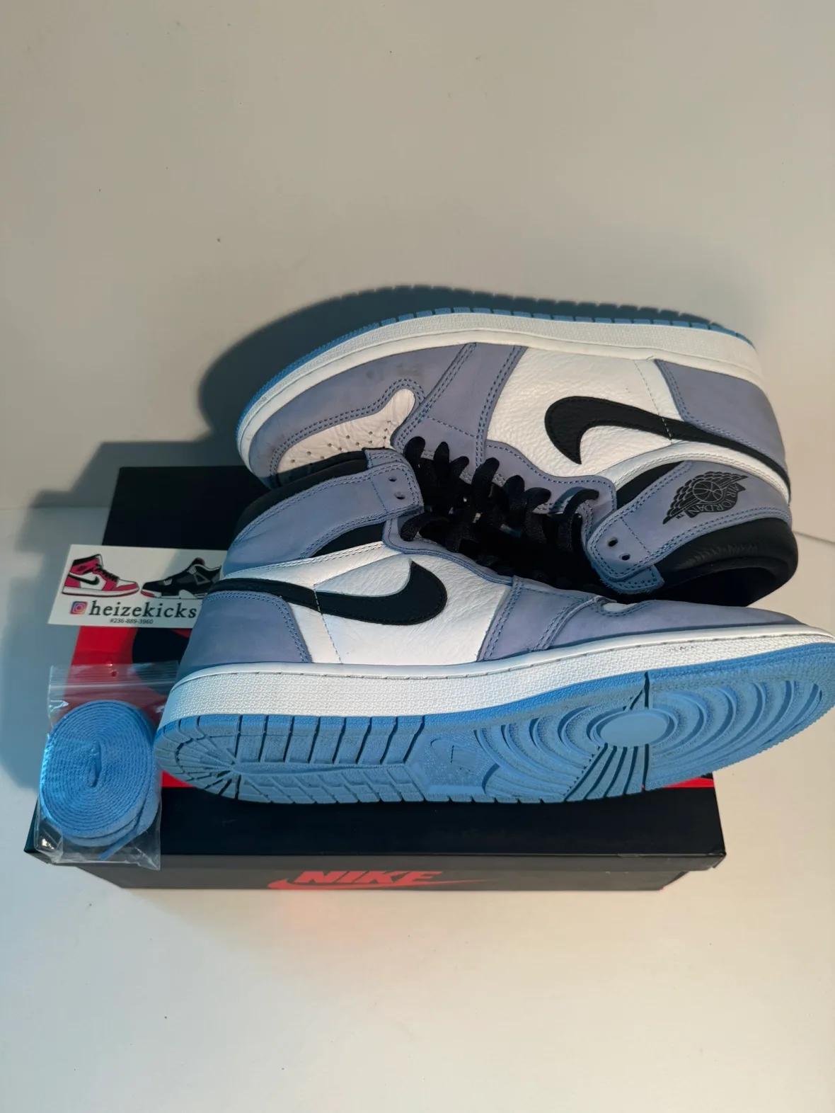 Jordan 1 High University Blue size 9 image indicator(6)