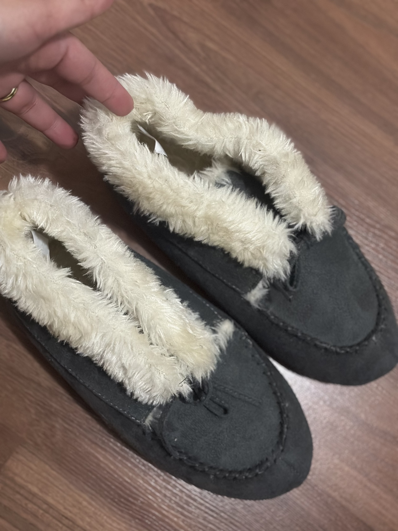 Grey Faux Fur Lined Slippers - photo 2