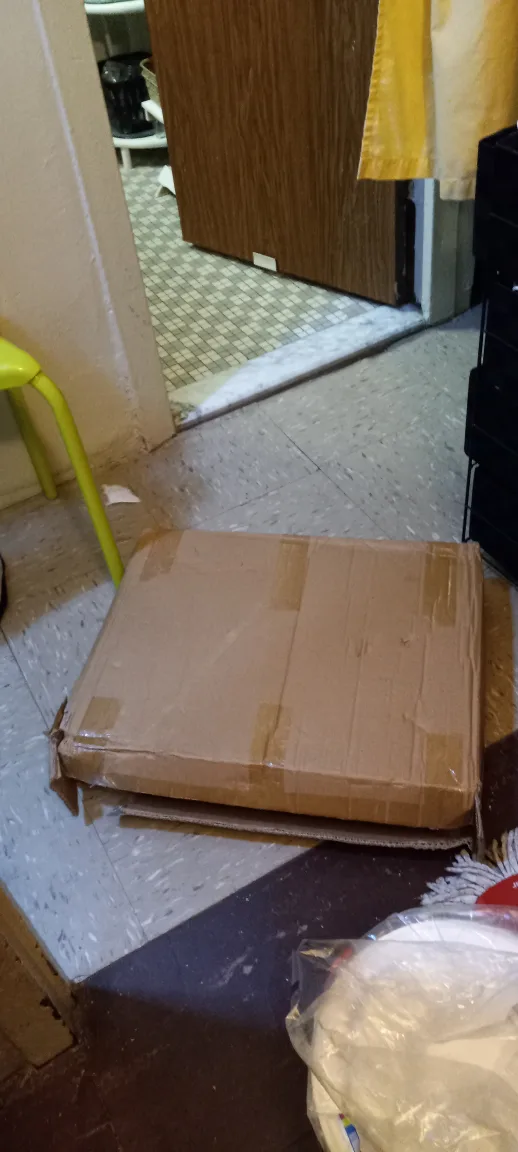 pink crate for female puppy image indicator(3)