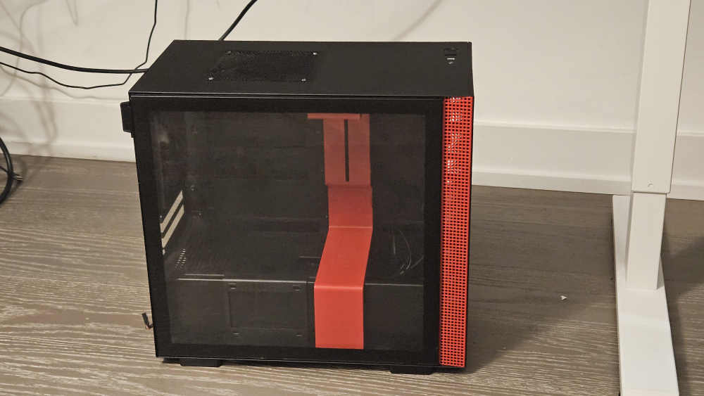 NZXT H210 PC Case (Mini ITX)