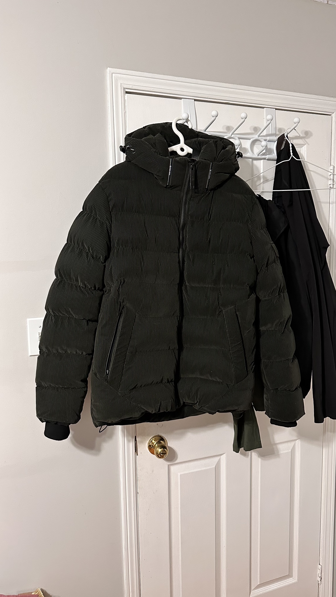 Green Winter Puffer Jacket, Point Zero, hold up to -30C - photo 2