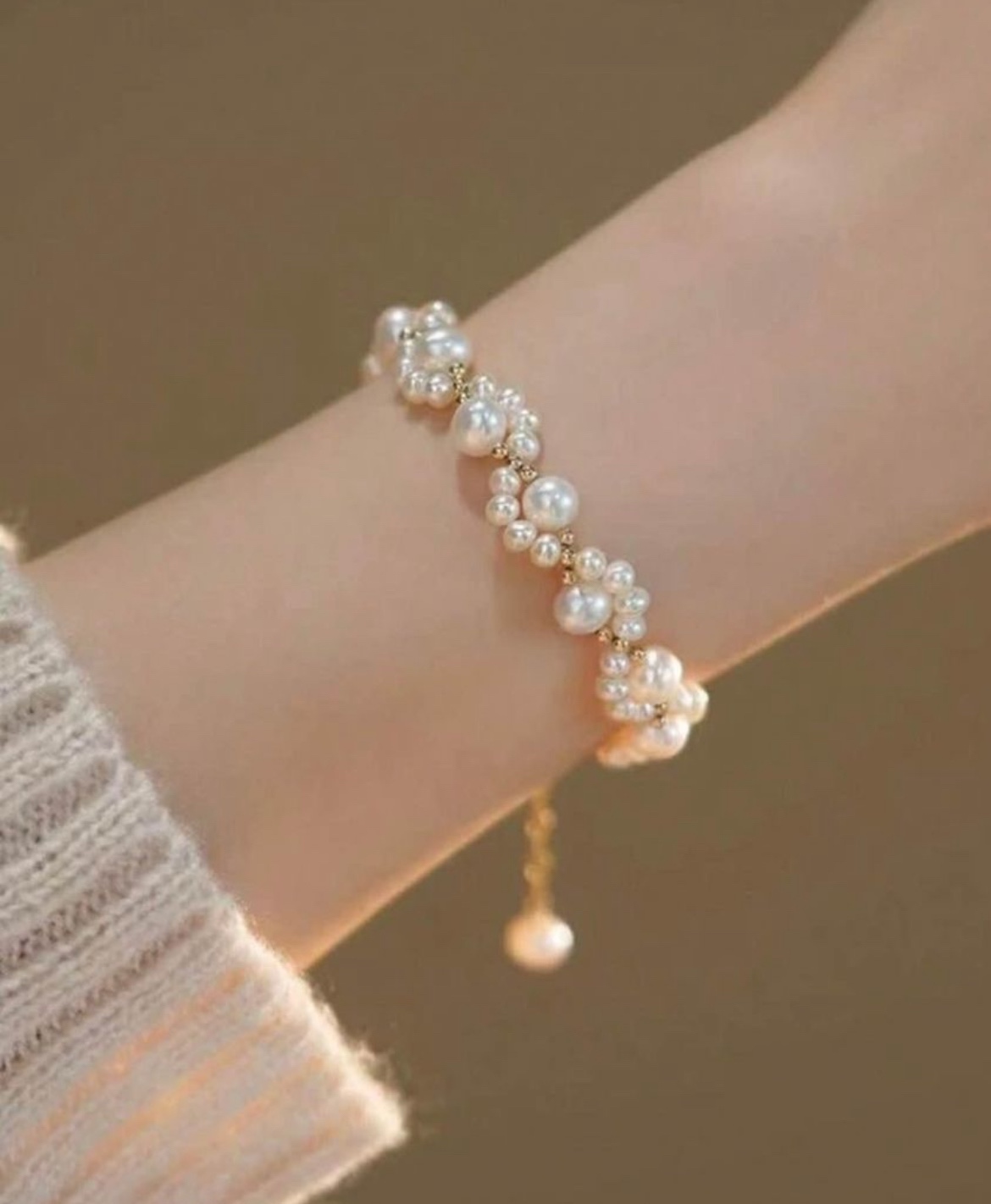 Delicate Pearl Bracelet