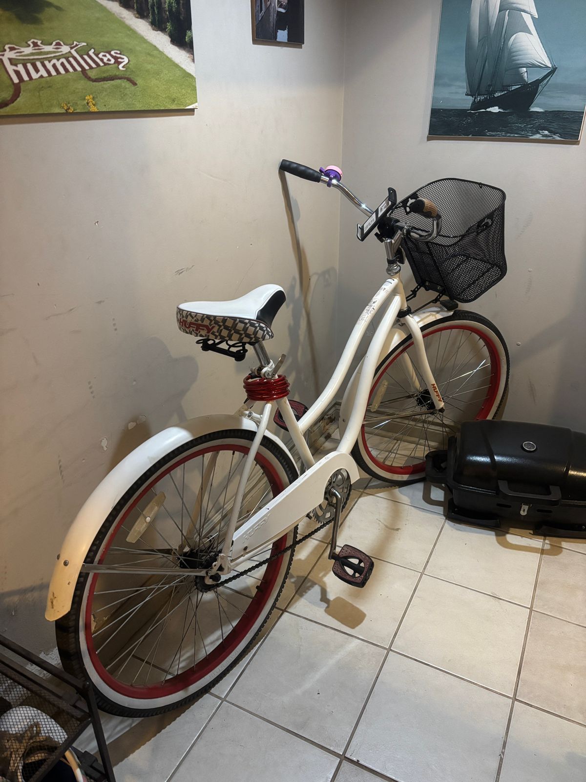 White Beach Cruiser Bike