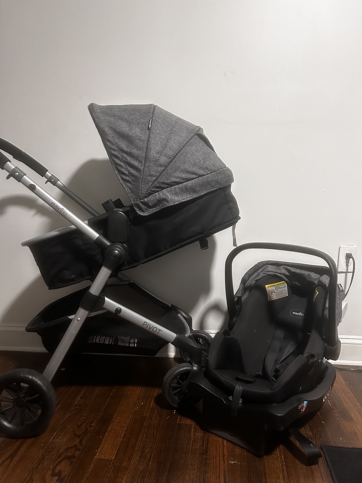 Evenflo Pivot Stroller