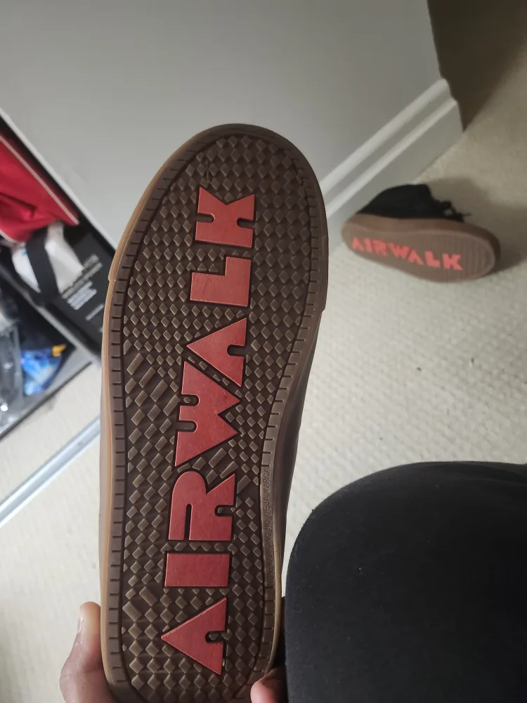 Airwalk Black High Top Sneakers, Size 13 image indicator(4)