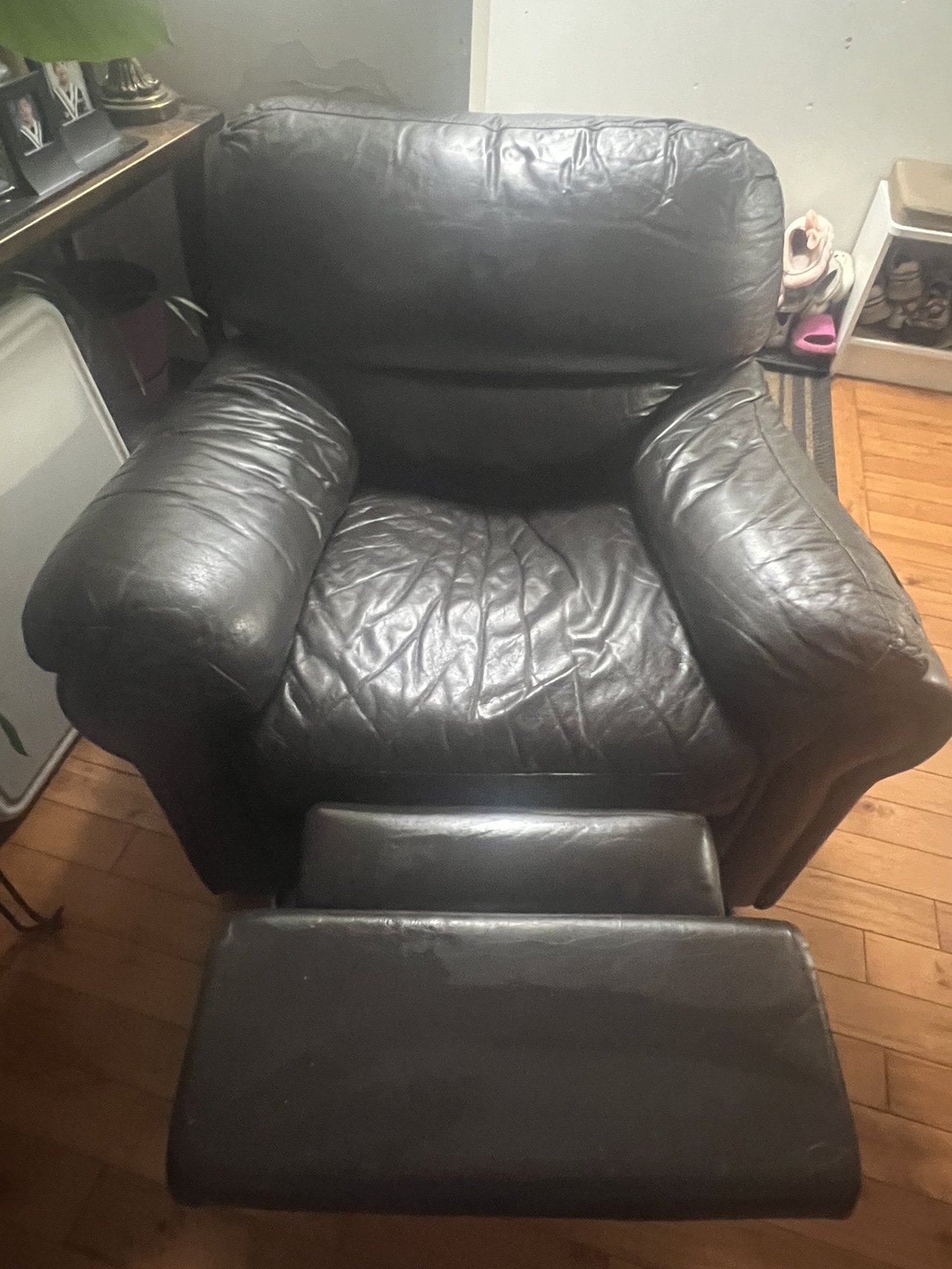 Leather Recliner with Power Button - photo 2