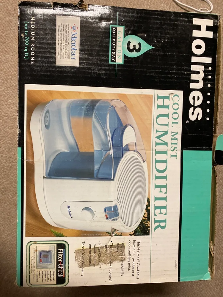 Holmes Cool Mist Humidifier thumbnail
