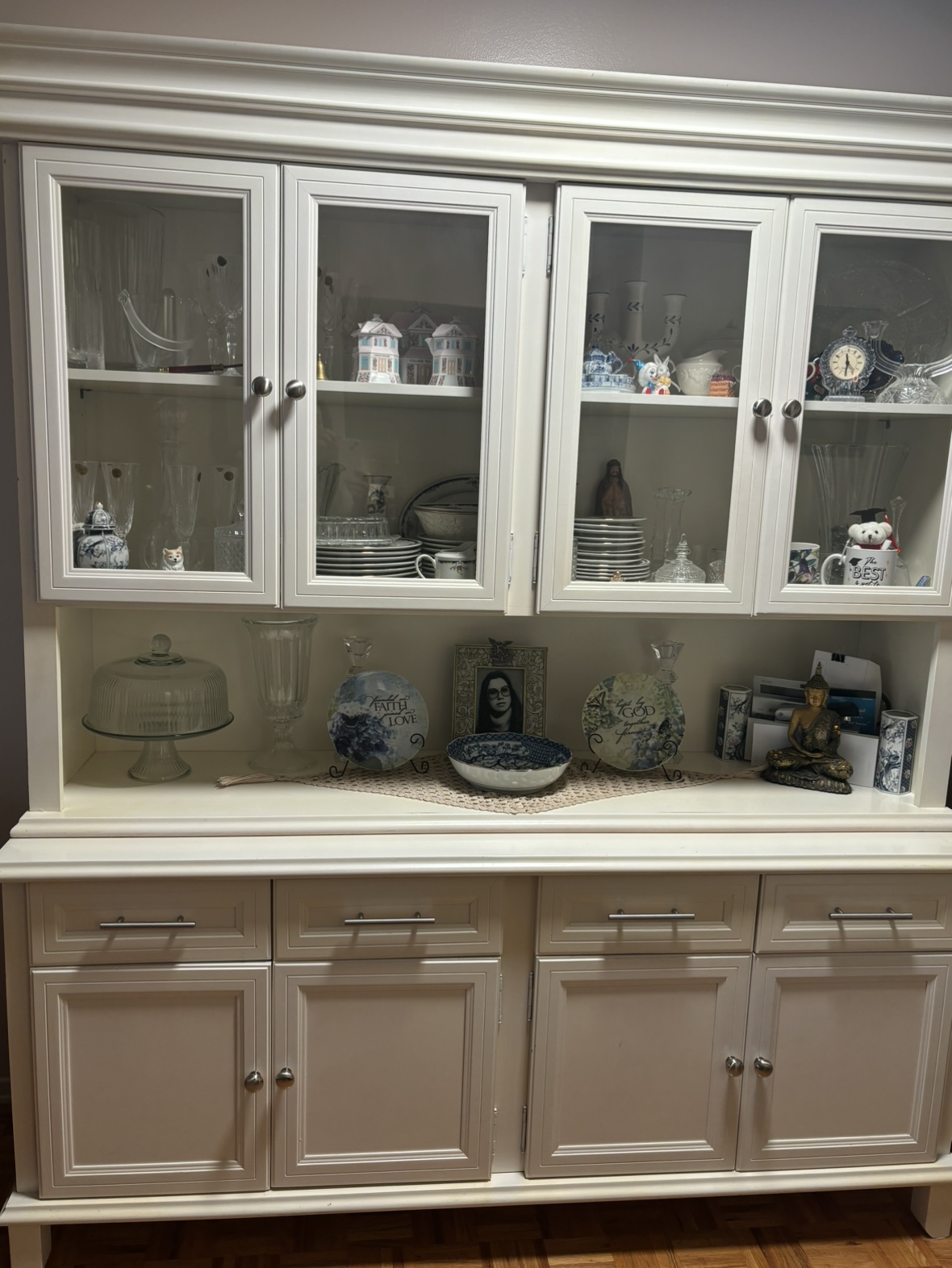 Cream white cabinet very heavy good  quality wood - photo 2
