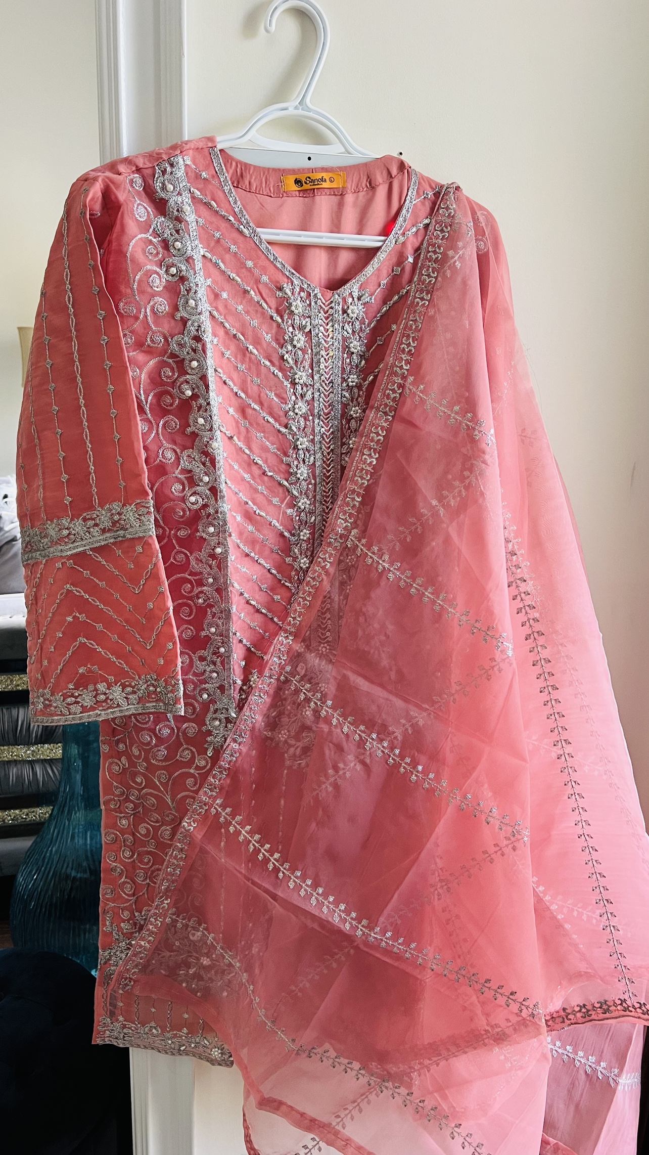 Pink Embroidered Kurta 3 pc - photo 3
