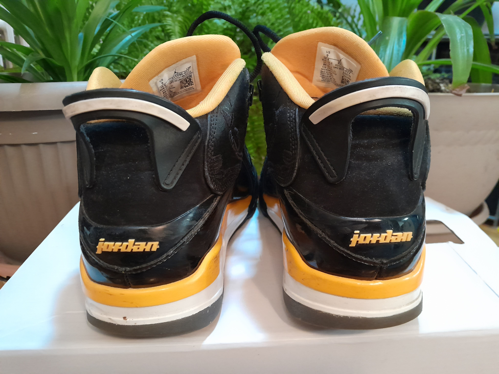 Air Jordan 6 Rings Black Yellow Size 10 - photo 5