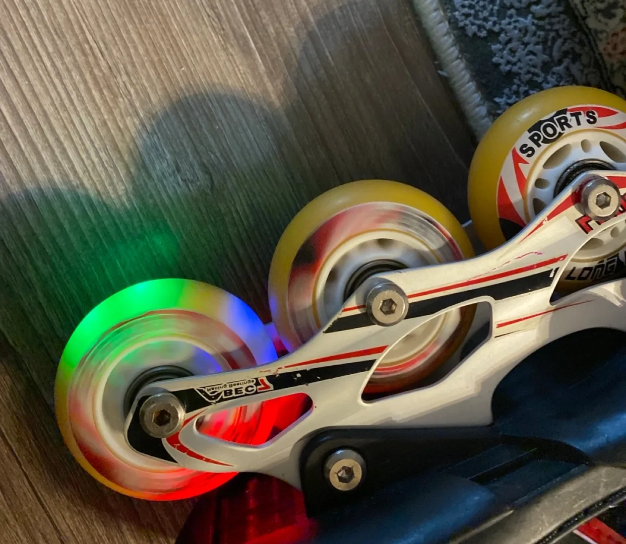 RollerBlades (Extendedable sizes) image indicator(2)