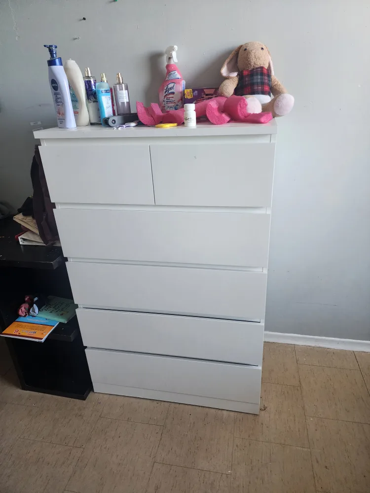 White 5 Drawer Dresser thumbnail