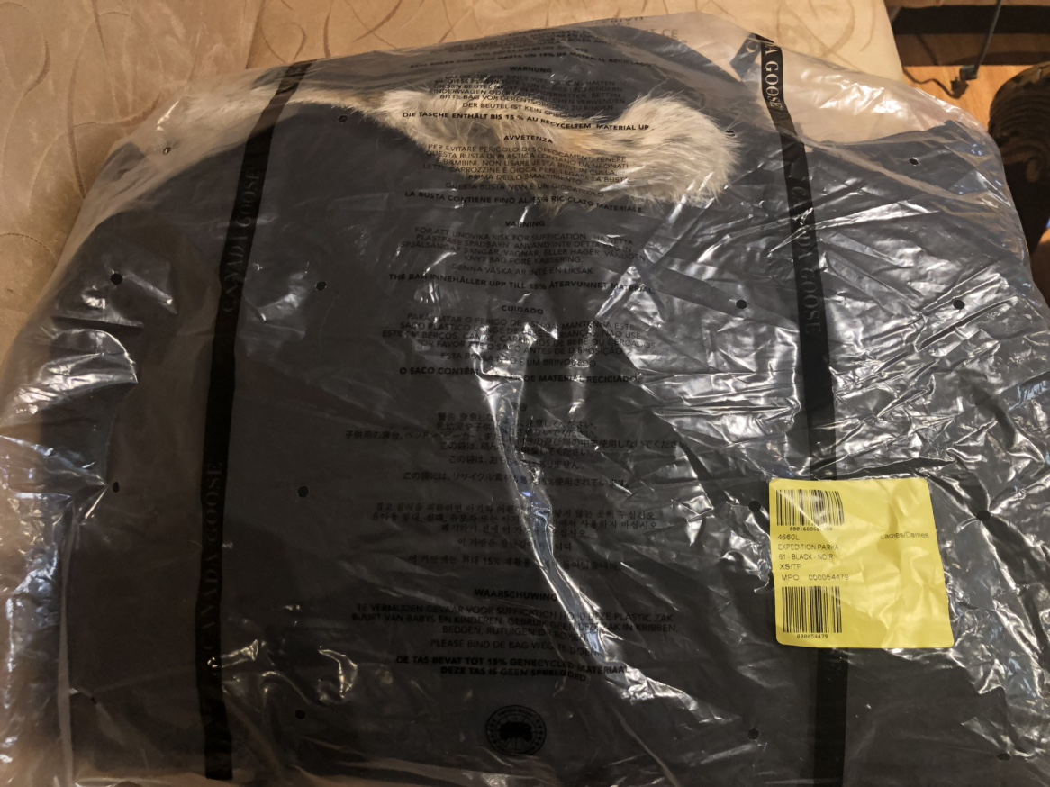 Brand New Canada Goose Ladies Jacket - photo 4